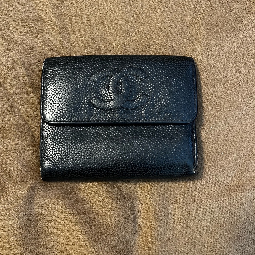 CHANEL Black Quilted Leather Compact Wallet